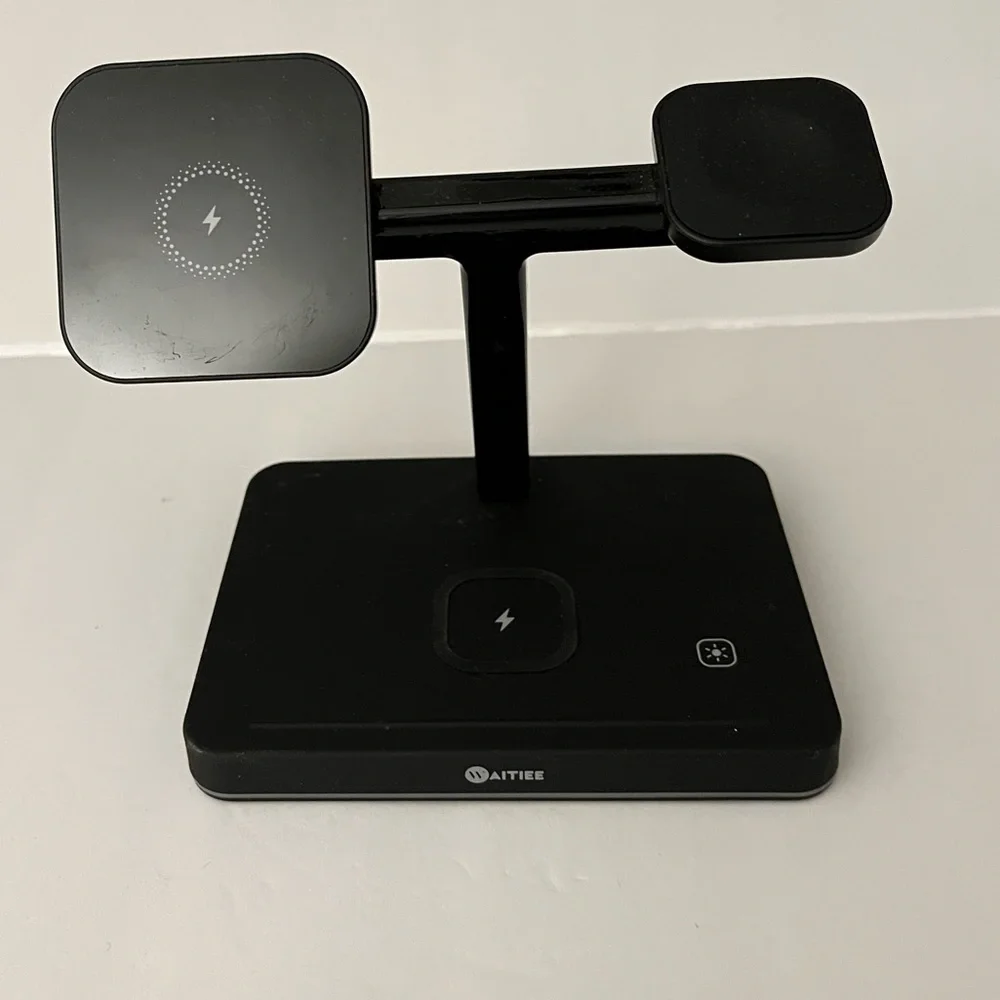WAITIEE 3-in-1 Magnetic Charger